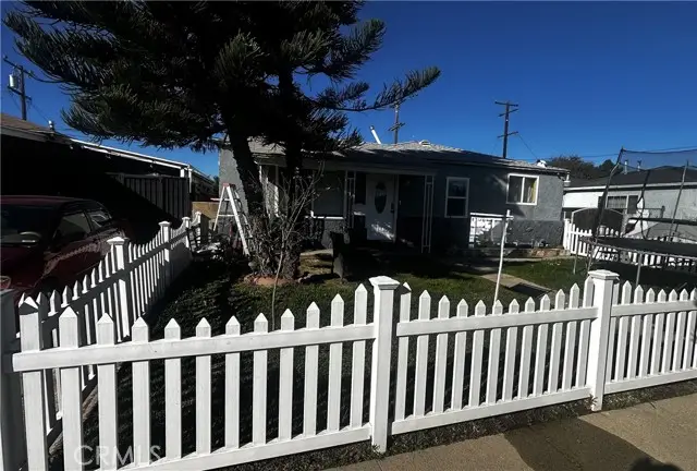 2109 N Bahama, Los Angeles, CA 90059 - Image #1