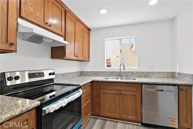 730 N Eucalyptus Ave #25, Inglewood, CA 90302 - Image #2