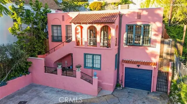 2118 Woodland Way, Los Angeles, CA 90068 - Image #1