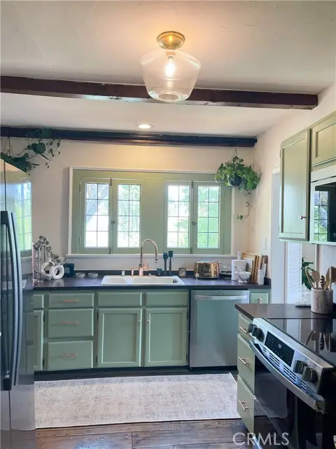 2118 Woodland Way, Los Angeles, CA 90068 - Image #2