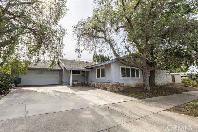 910 E Glendale, Orange, CA 92865 - #1