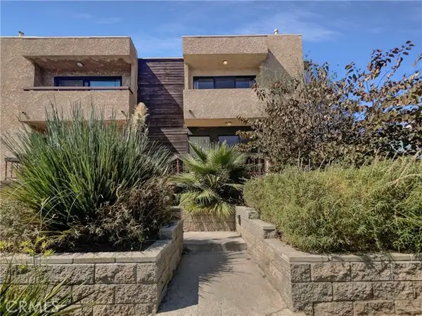 14735 Victory, Van Nuys (los Angeles), CA 91411