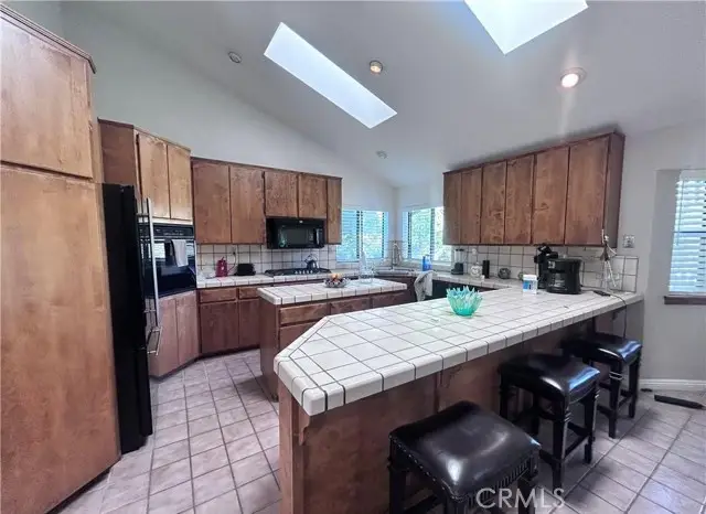 13054 Oak Crest, Yucaipa, CA 92399 - Image #3