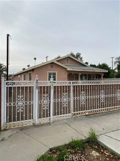 217 E 5th, Perris, CA 92570 - #2