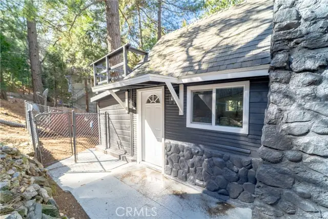 982 Oak, Crestline, CA 92325 - #3