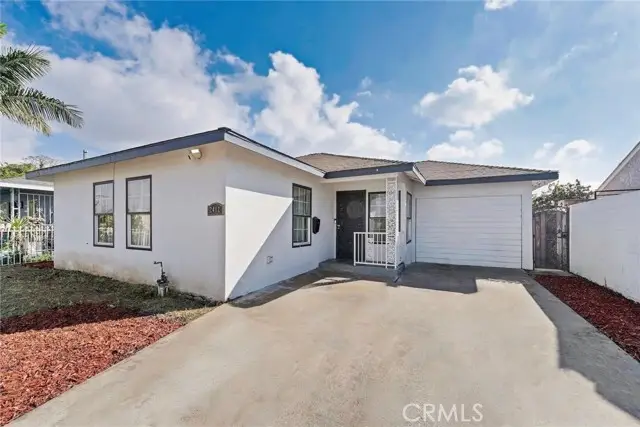 2412 W Raymond, Compton, CA 90220 - Image #3