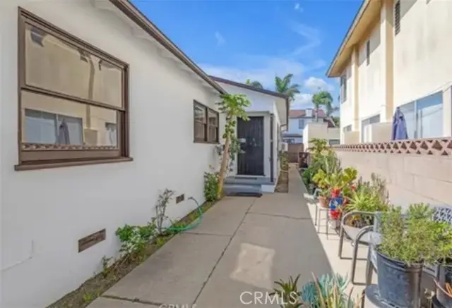 4609 W 116th St, Hawthorne, CA 90250 - #2