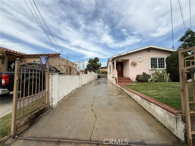 4081 Broadway, Huntington Park, CA 90255 - #2