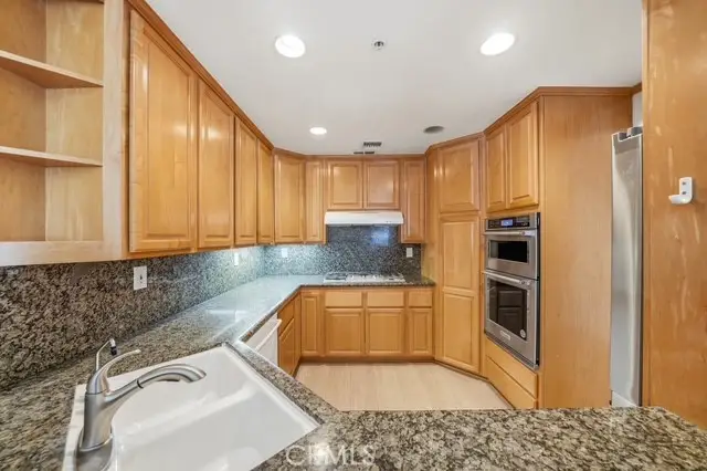 1500 E Ocean Boulevard #416, Long Beach, CA 90802 - #3