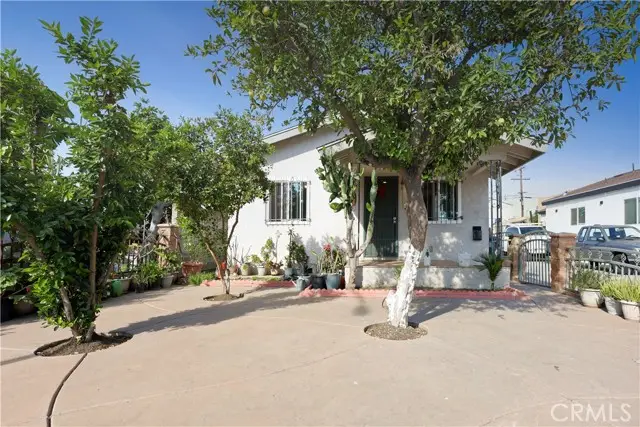 6249 Hollenbeck, Huntington Park, CA 90255 - #2