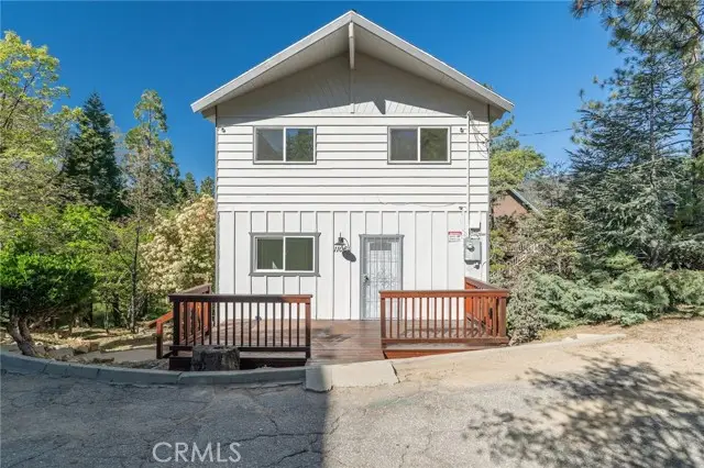 1106 Grass Valley Road, Lake Arrowhead, CA 92352 - #3