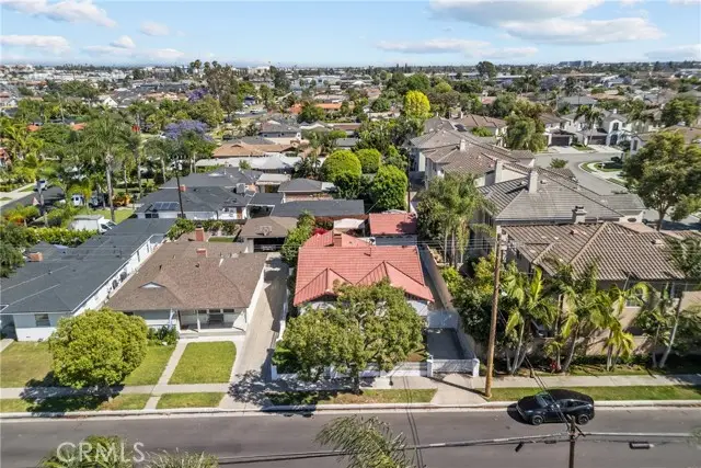 11648 Rives, Downey, CA 90241 - #2