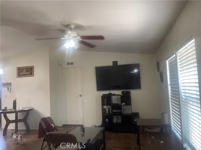 1826 W 19th Street #18, San Bernardino, CA 92411 - Image #3