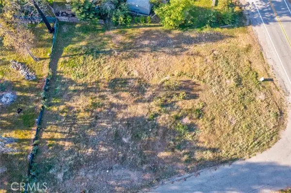 52830 Pine Drive, Oakhurst, CA 93644