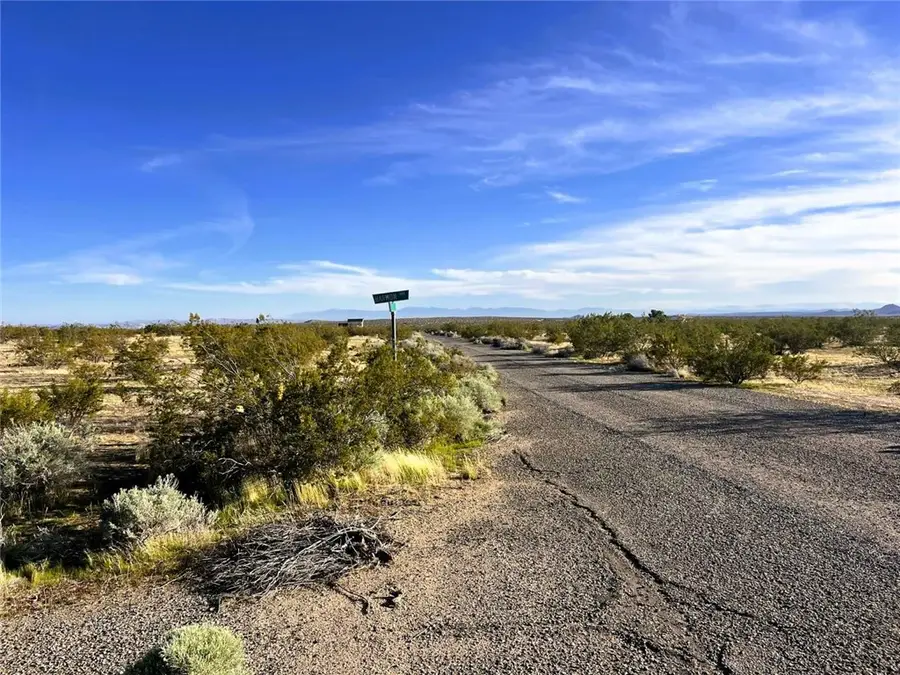 28521 Clarance Street, California City, CA 93505 - Image #2