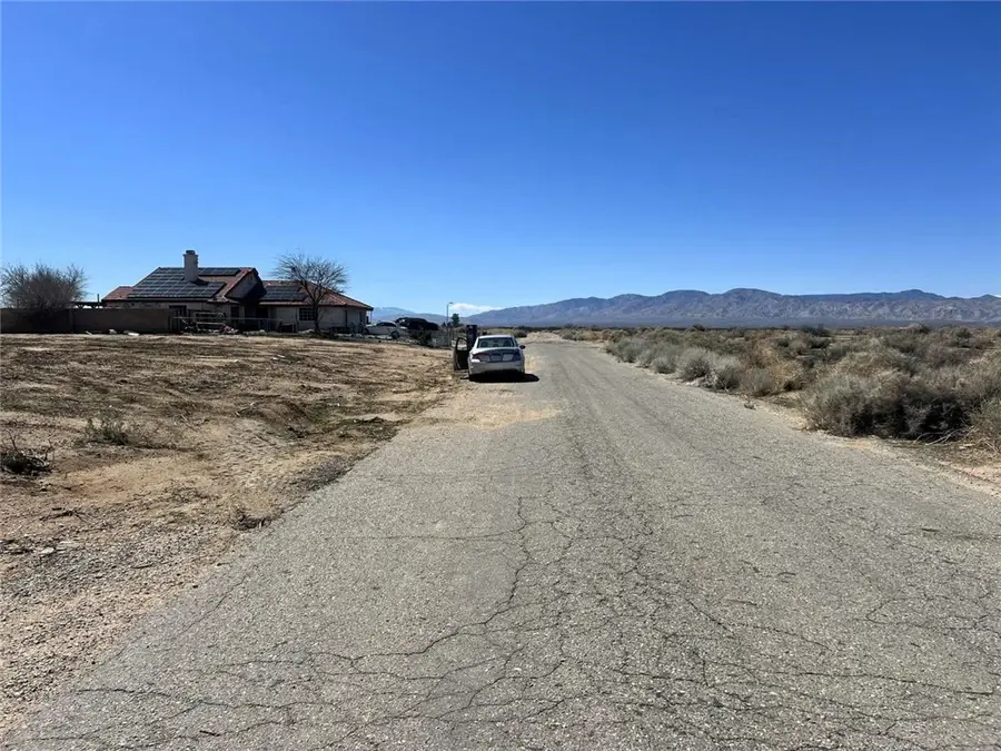 6837 Quezon Avenue, California City, CA 93505 - Image #2