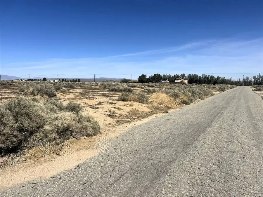 6837 Quezon Avenue, California City, CA 93505 - Image #3