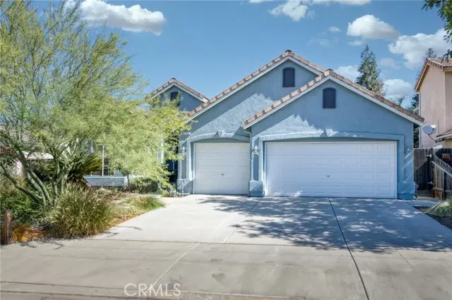 1138 E Pinehurst Avenue, Fresno, CA 93730 - Image #1