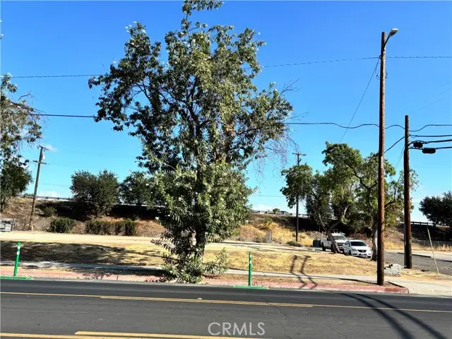 274 N Glenn Avenue, Fresno, CA 93701 - Image #2