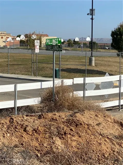 9800 Kern Canyon Road, Bakersfield, CA 93306 - #1