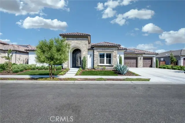 2687 Trenton, Clovis, CA 93619 - Image #1