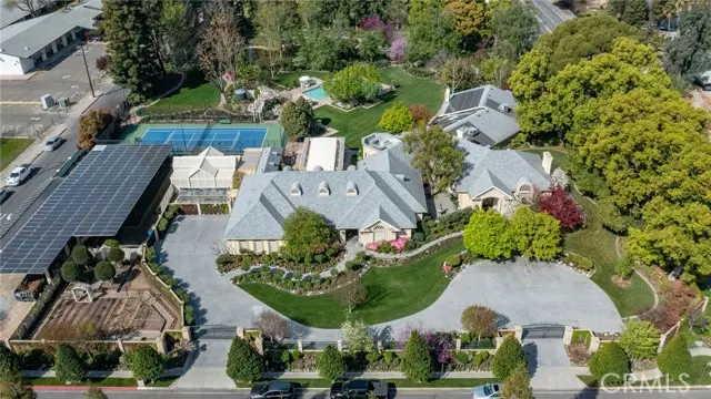 5811 N Forkner Avenue, Fresno, CA 93711 - Image #2