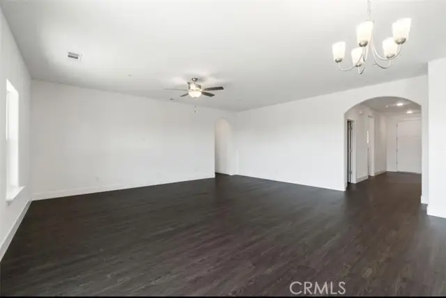 1207 Via Valencia, Madera, CA 93637 - #3