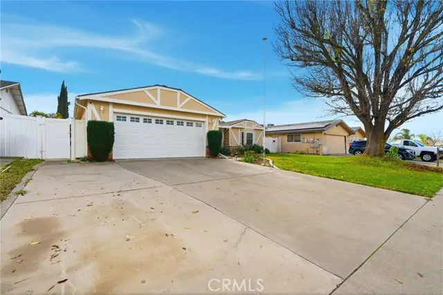 905 Redwood, Lemoore, CA 93245 - Image #3