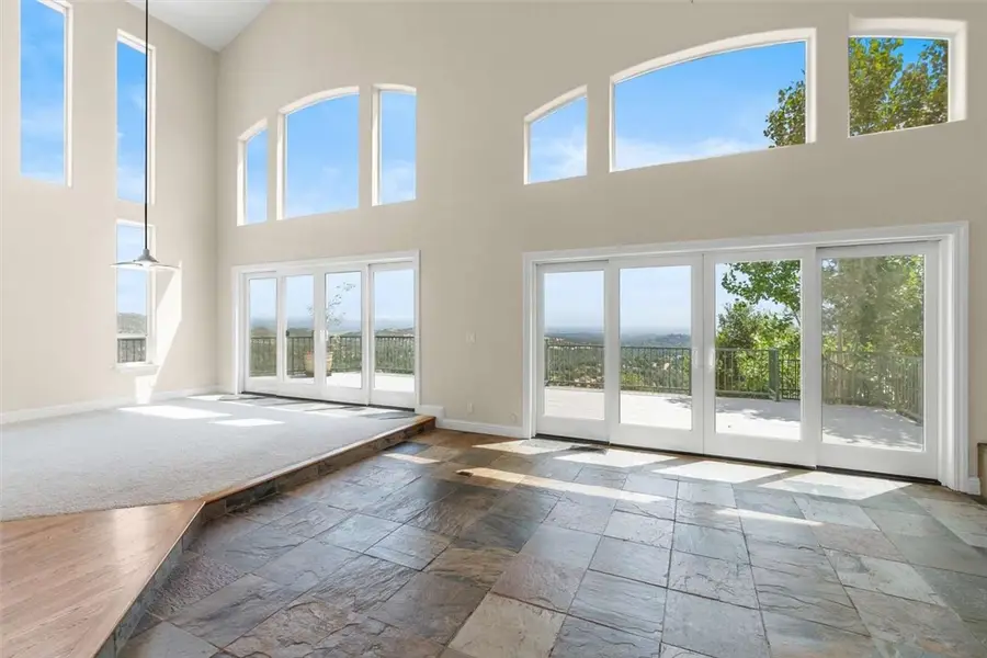 15223 Ledgewood Drive, Redding, CA 96001 - Image #3