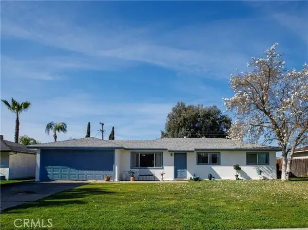 4069 N Sunnyside, Fresno, CA 93727