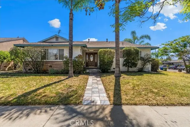 9370 Dorrington, San Fernando Valley, CA 91331 - #3