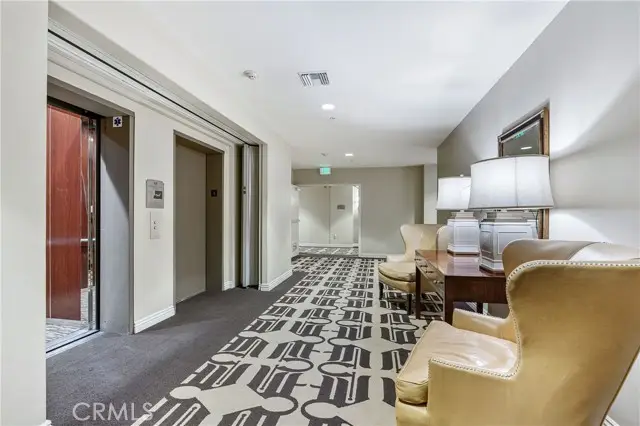 468 Caruso Avenue, Glendale, CA 91210 - Image #3