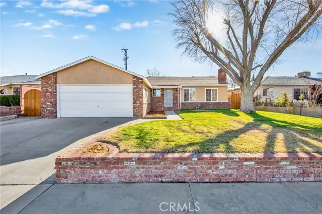 1026 W Avenue J7, Lancaster, CA 93534 - Image #1