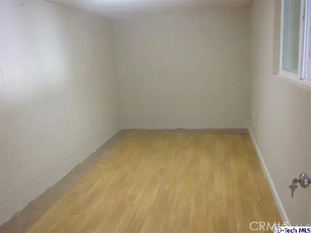 9542 Via Venezia, Burbank, CA 91504 - Image #2