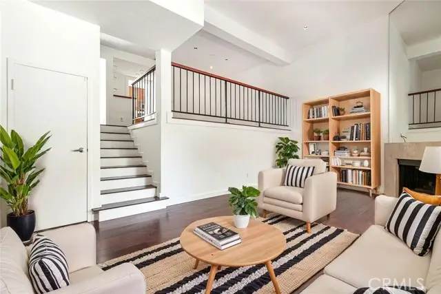 300 N Isabel Street #10, Glendale, CA 91206 - #1