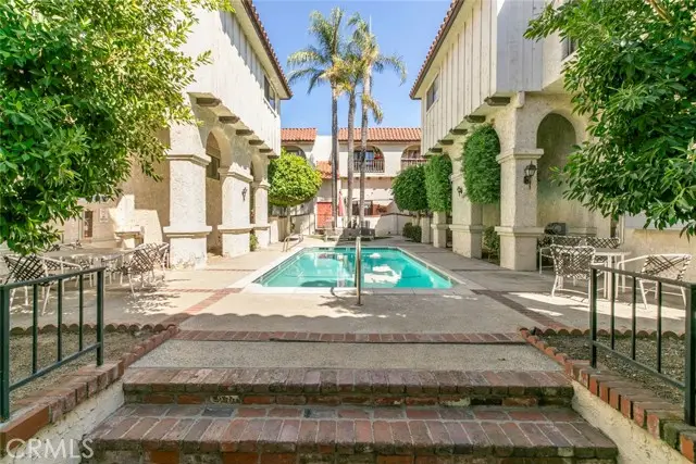 300 N Isabel Street #10, Glendale, CA 91206 - #3