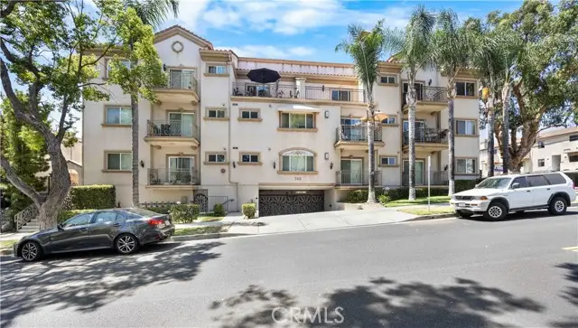 565 E San Jose #204, Burbank, CA 91501 - Image #1