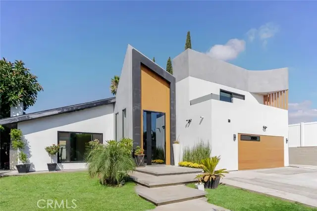 10861 Lindley Avenue, Granada Hills, CA 91344 - Image #1