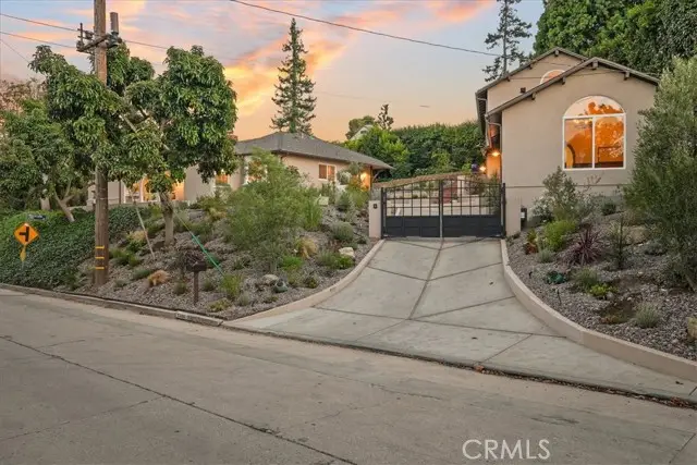 7404 Woodrow Wilson Drive, Los Angeles, CA 90046 - Image #2