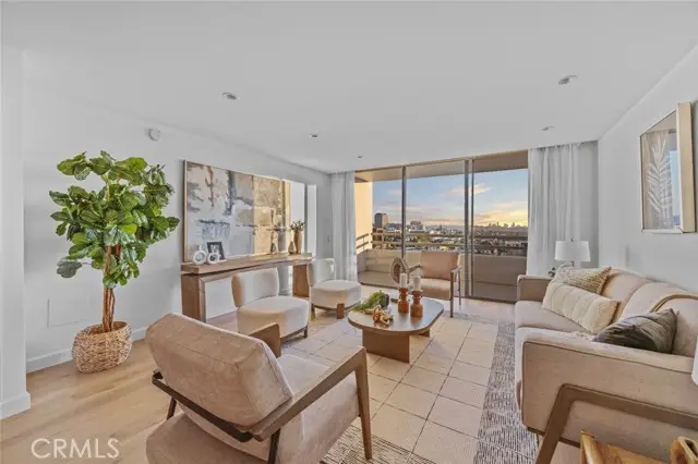 343 Pioneer Dr #1101, Glendale, CA 91203 - Image #1