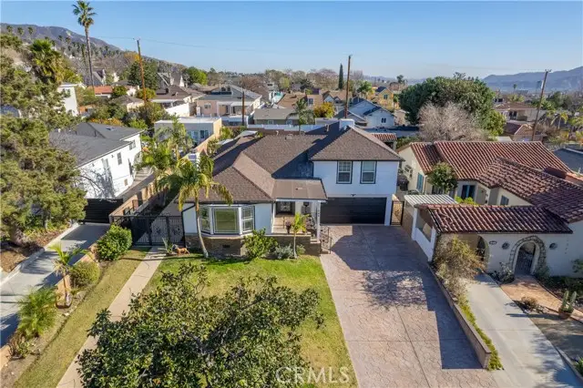 902 E Walnut Avenue, Burbank, CA 91501 - Image #1