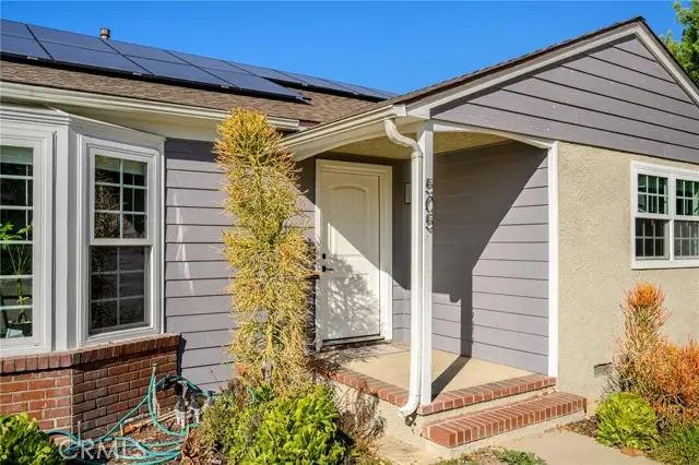 505 Cambridge Drive, Burbank, CA 91504 - #2