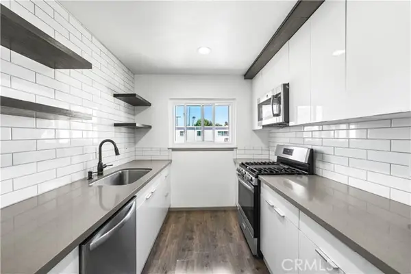 7135 Coldwater Canyon Avenue #16, North Hollywood (los Angeles), CA 91605