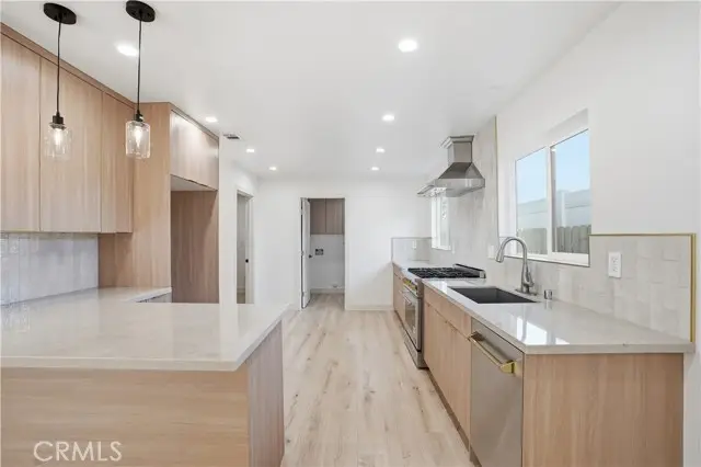 12952 Elkwood, North Hollywood, CA 91605 - #1