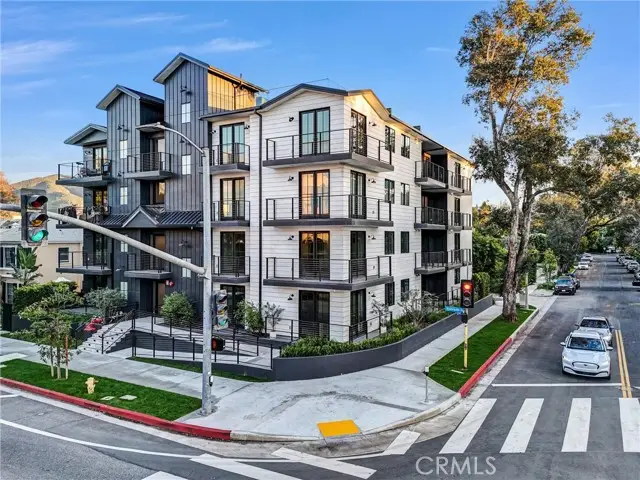 10352 Riverside Drive #203A, North Hollywood, CA 91602 - #2