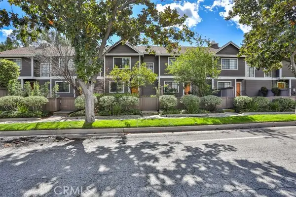 1318 Corson #4, Pasadena, CA 91106