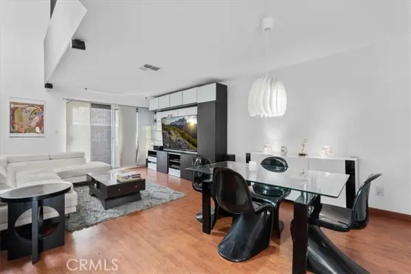 6036 Hazelhurst #C, North Hollywood (los Angeles), CA 91606