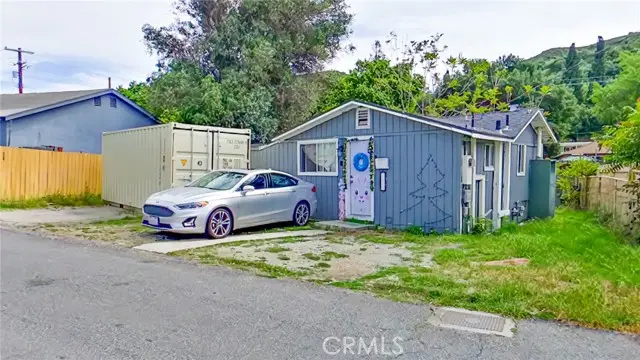 7618 Thousand Oaks, Tujunga, CA 91042 - #2