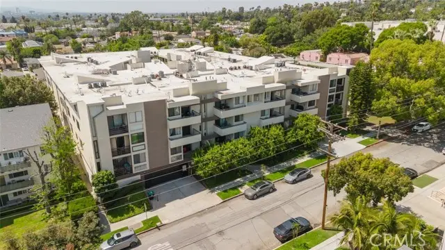 1305 N Columbus Avenue #204, Glendale, CA 91202 - #2