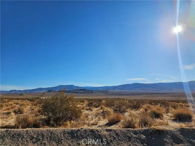 400 East End Road, Lucerne Valley, CA 92356 - #1